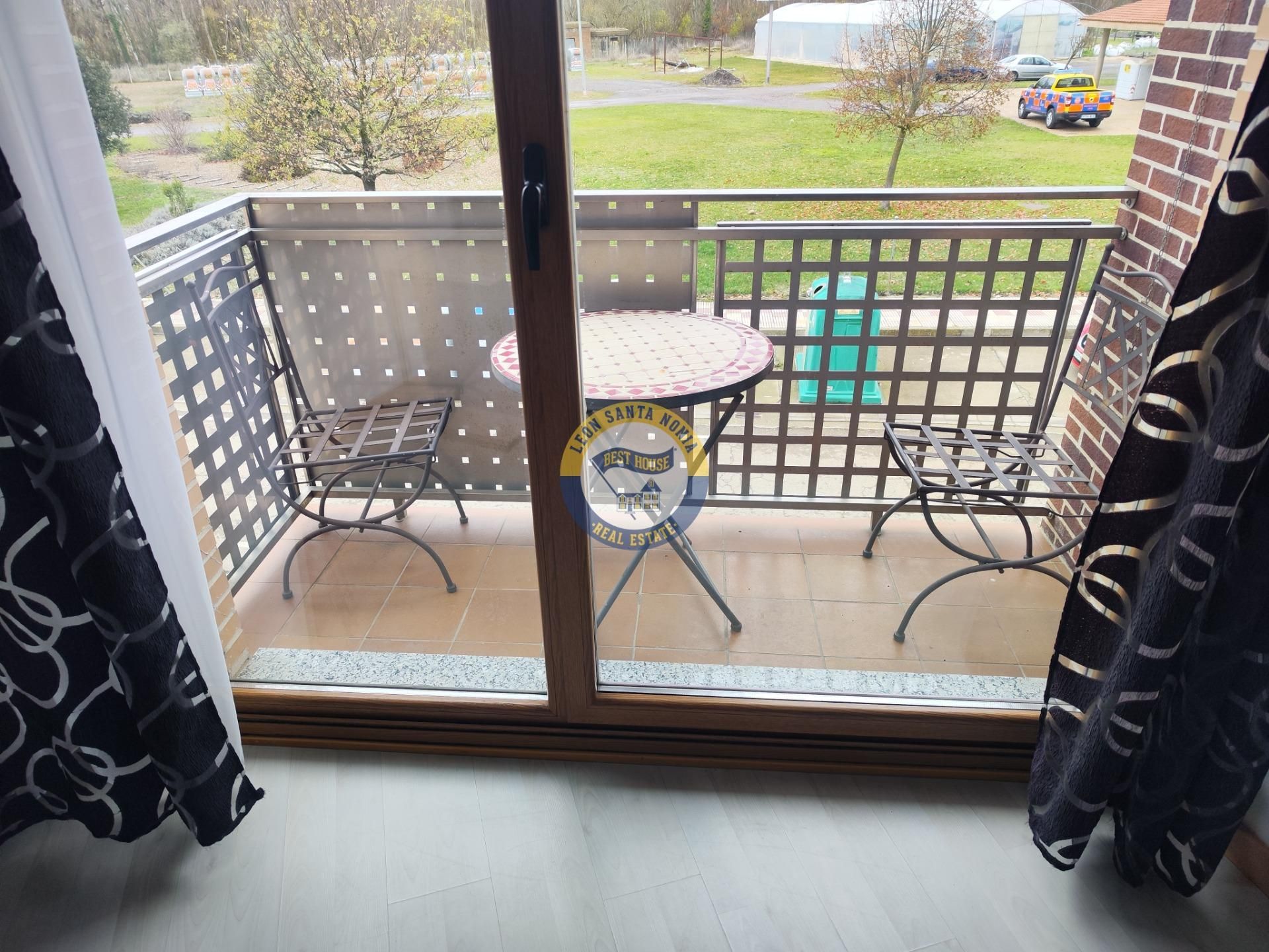 Balcony of Flat for sale in Villaquilambre  with Heating and Storage room