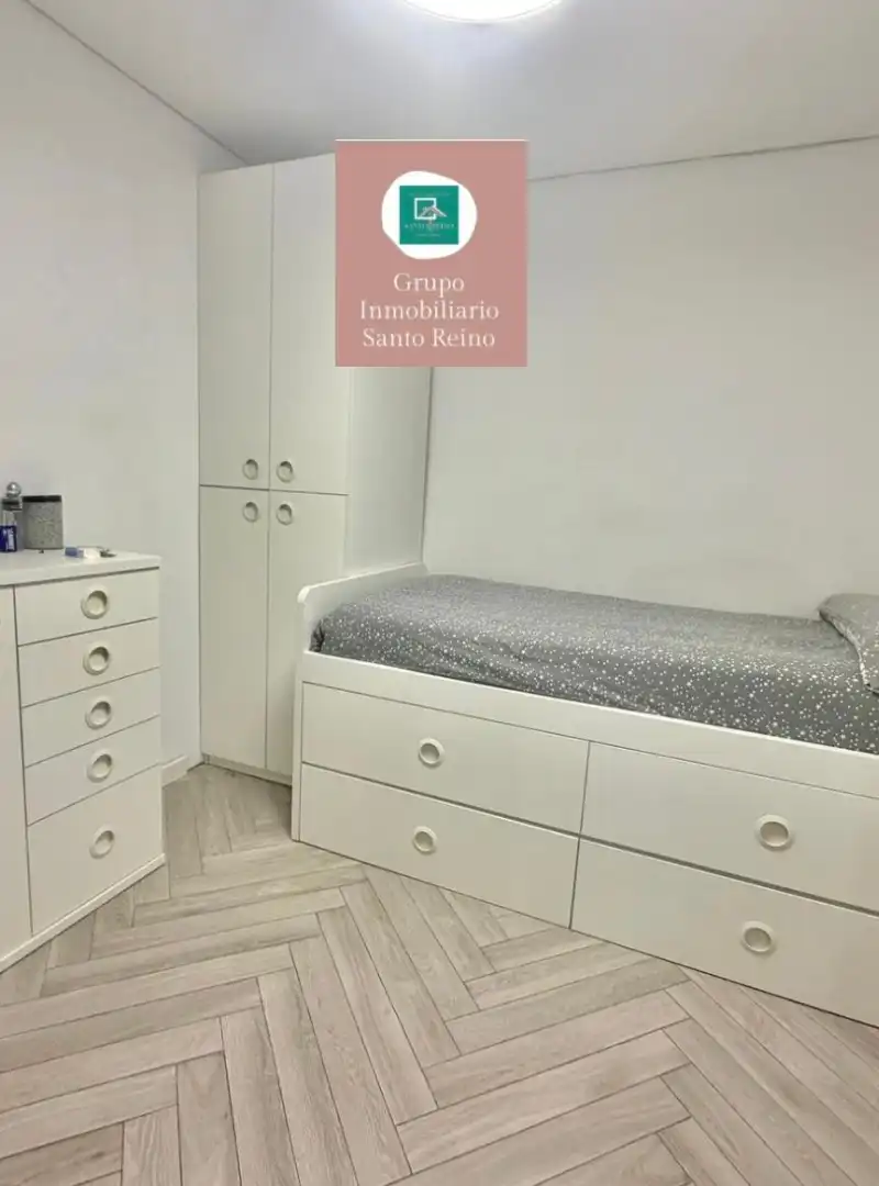 Habitación de Piso en venta en Jaén con Aire acondicionado, Trastero y Amueblado
