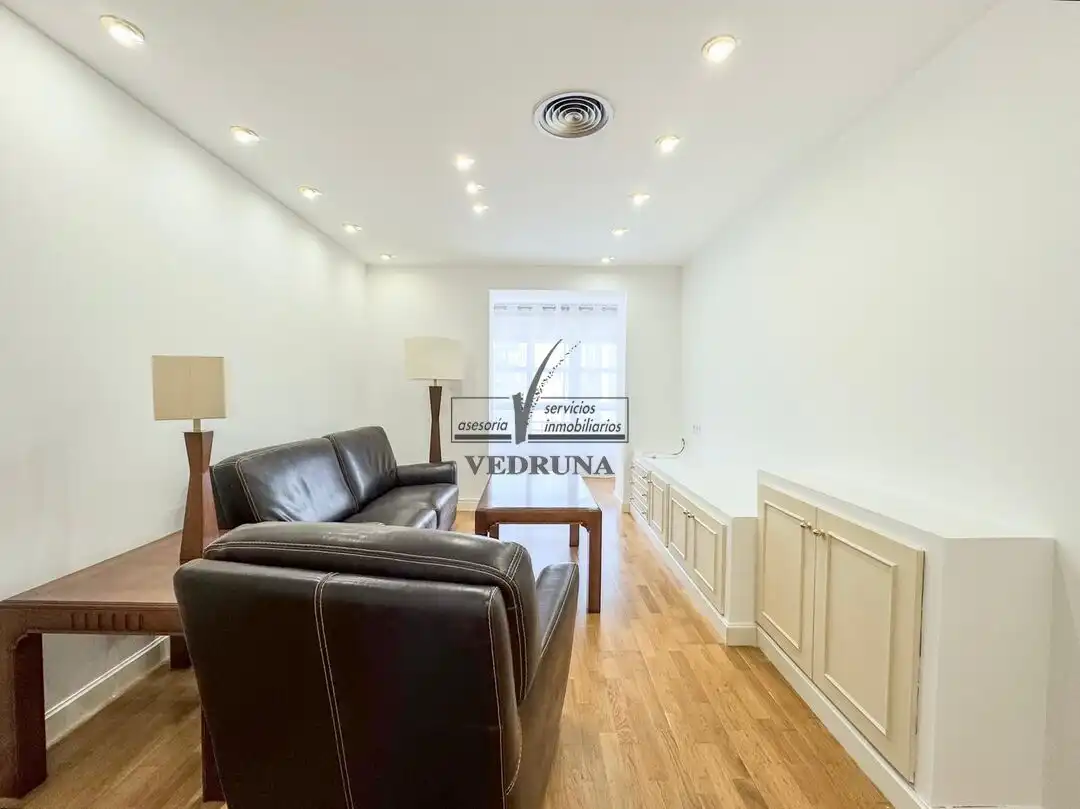 Sala d'estar de Apartament de lloguer en Zaragoza amb Aire condicionat, Calefacció i Forn