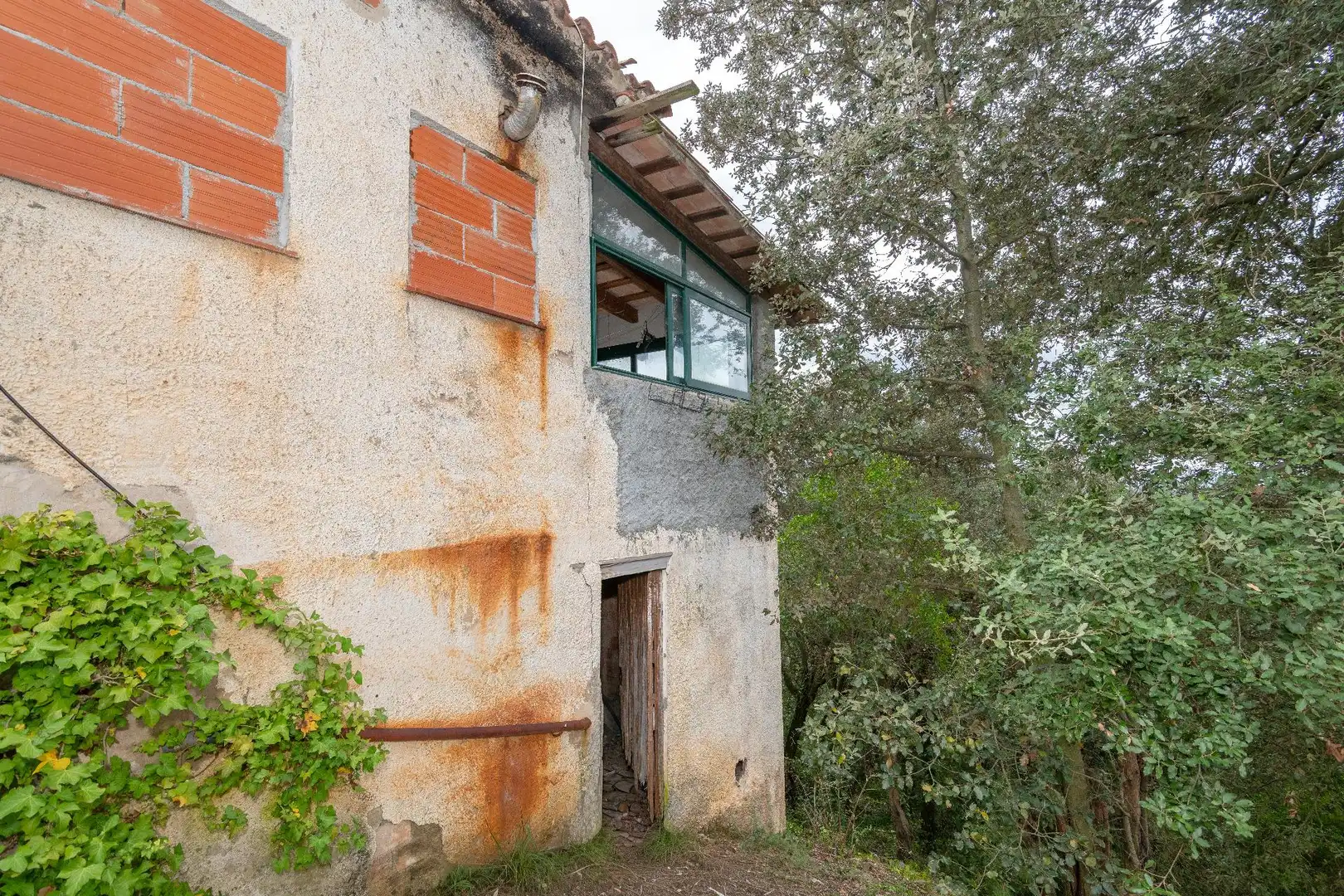Exterior view of Houses for sale in Palol de Revardit