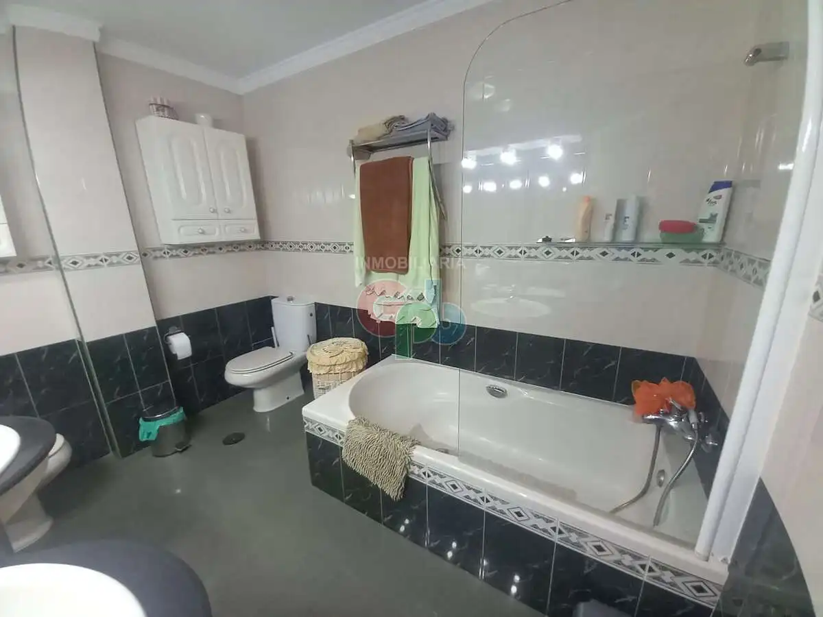 Badezimmer von Wohnung zum Verkauf in Vícar mit Terrasse und Möbliert