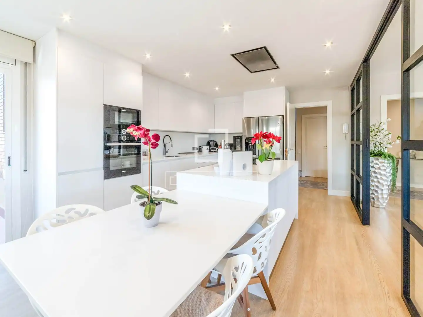 Cocina de Casa o chalet en venta en Sant Pere de Ribes con Aire acondicionado, Calefacción y Jardín privado