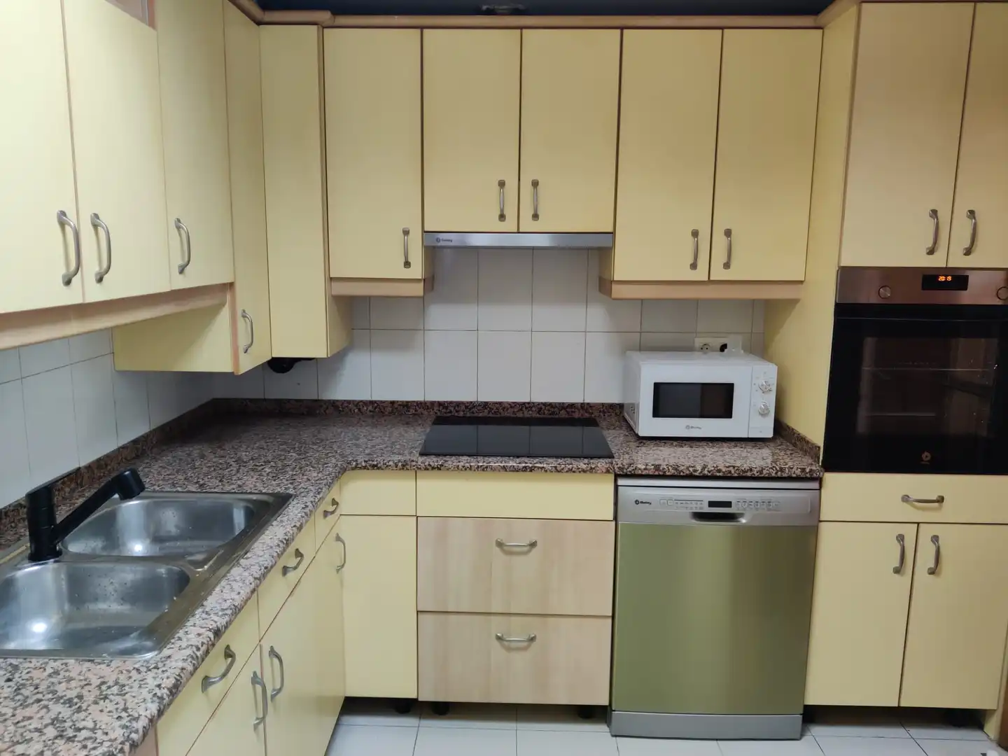 Cocina de Piso de alquiler en Lekunberri con Amueblado y Balcón