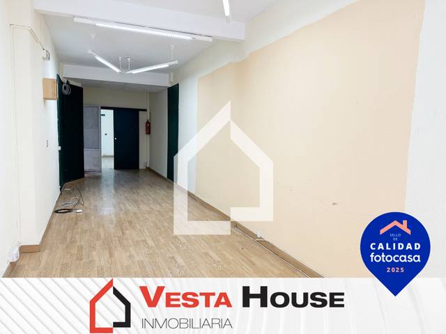 Local comercial en Alquiler en Calle Manuel Domínguez Margarit en Norte