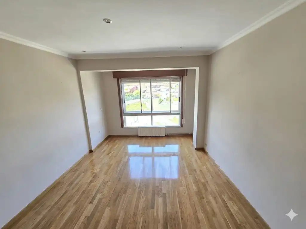 Bedroom of Flat for rent in Vigo   with Heating