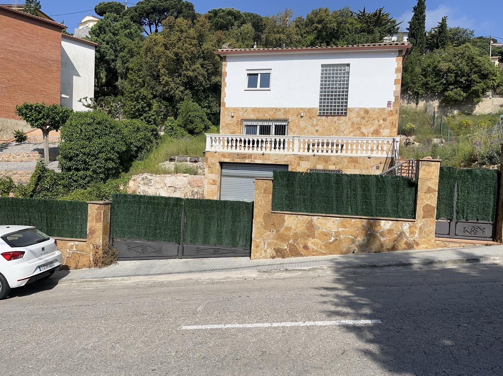 Exterior view of Single-family semi-detached for sale in Lloret de Mar  with Private garden and Community pool