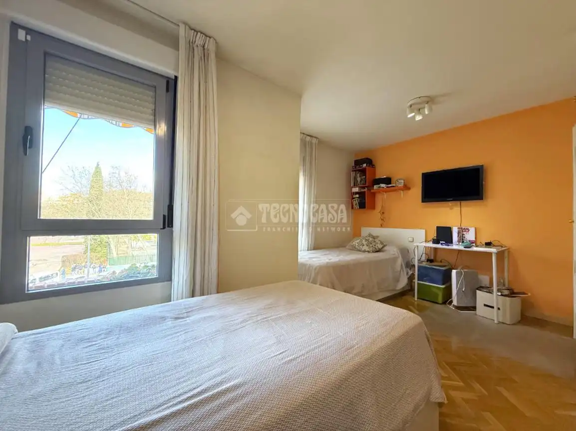 Habitación de Piso en venta en Alcalá de Henares con Aire acondicionado y Terraza