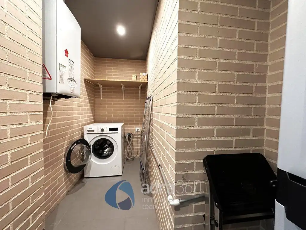 Flat for rent in Alfonso VI, San Adrián