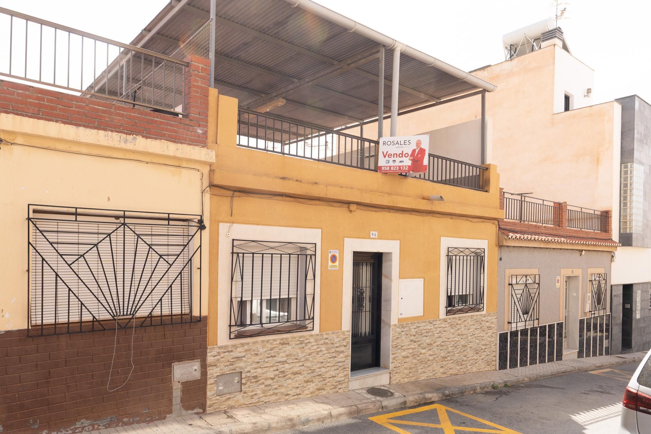 Vista exterior de Casa o xalet en venda en Motril