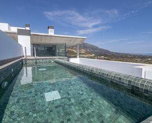 Swimming pool of Attic for sale in Benahavís  with Air Conditioner, Terrace and Swimming Pool