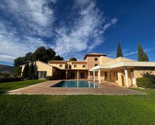 Vista exterior de Finca rústica en venda en Penàguila amb Aire condicionat, Terrassa i Piscina