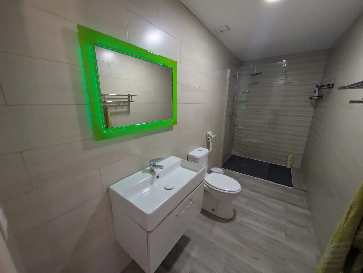 Baño de Casa adosada en venta en Cartagena con Aire acondicionado, Jardín privado y Terraza