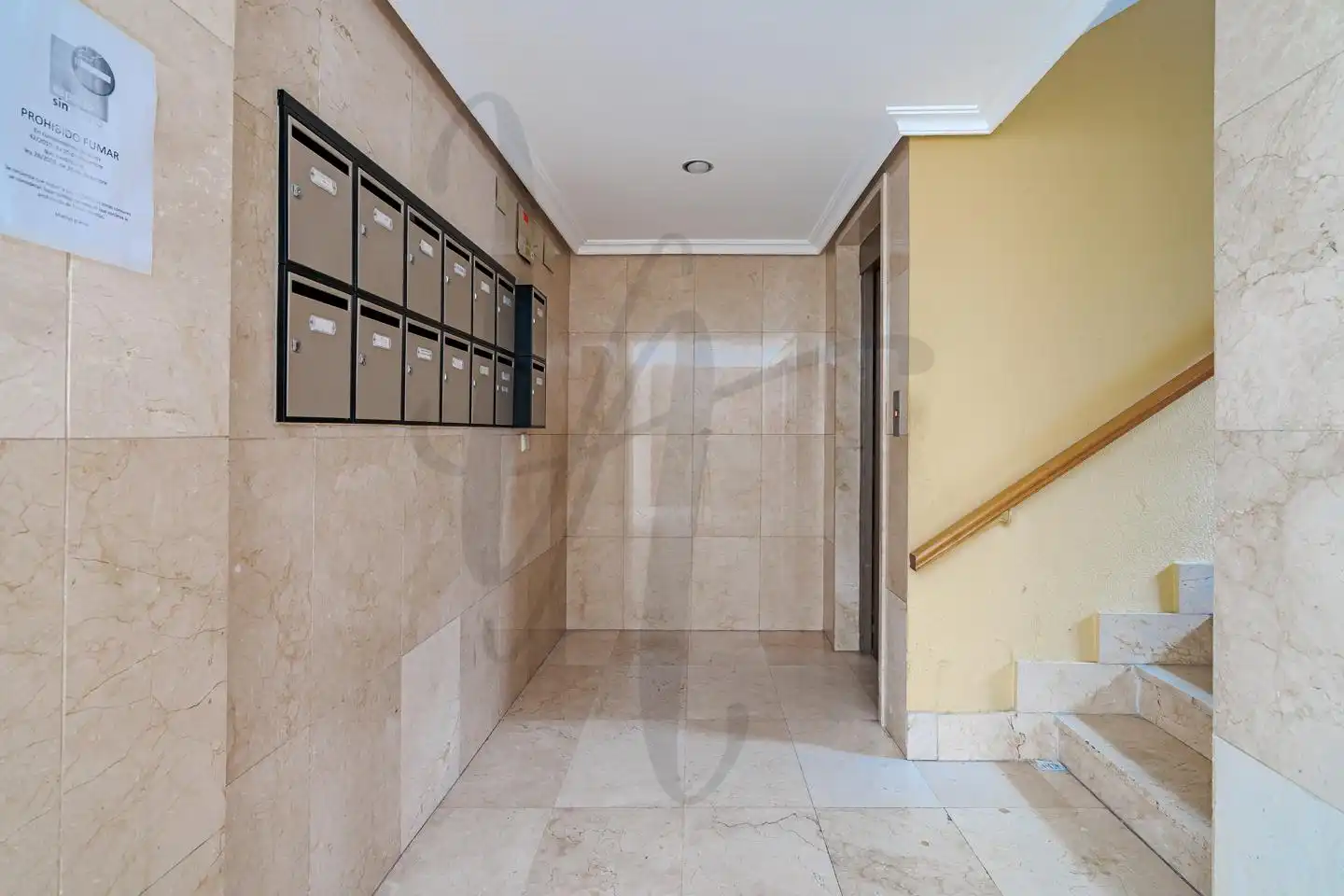 Wohnung zum Verkauf in Madrid mit Klimaanlage, Heizung und Parkett