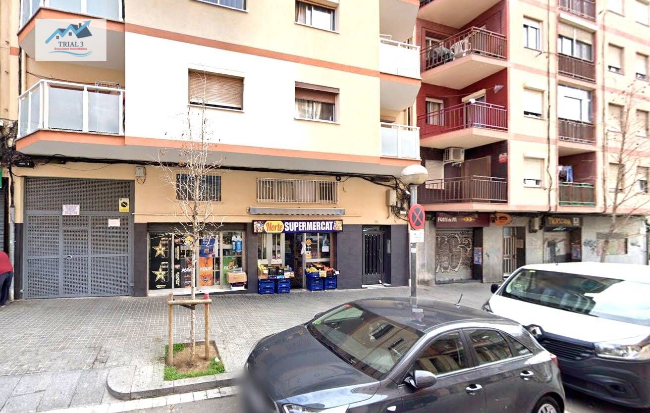 Exterior view of Attic for sale in L'Hospitalet de Llobregat