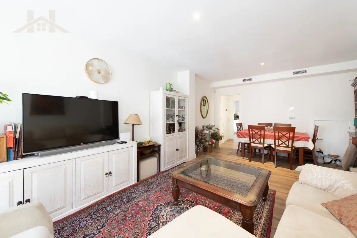 Sala de estar de Dúplex en venta en Pozuelo de Alarcón con Aire acondicionado, Calefacción y Terraza
