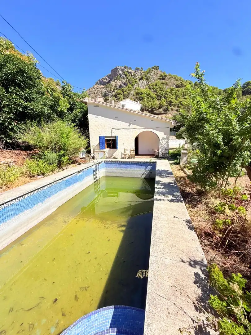 Maison rustique avec piscine à vendre à Yunquera, imagen 2