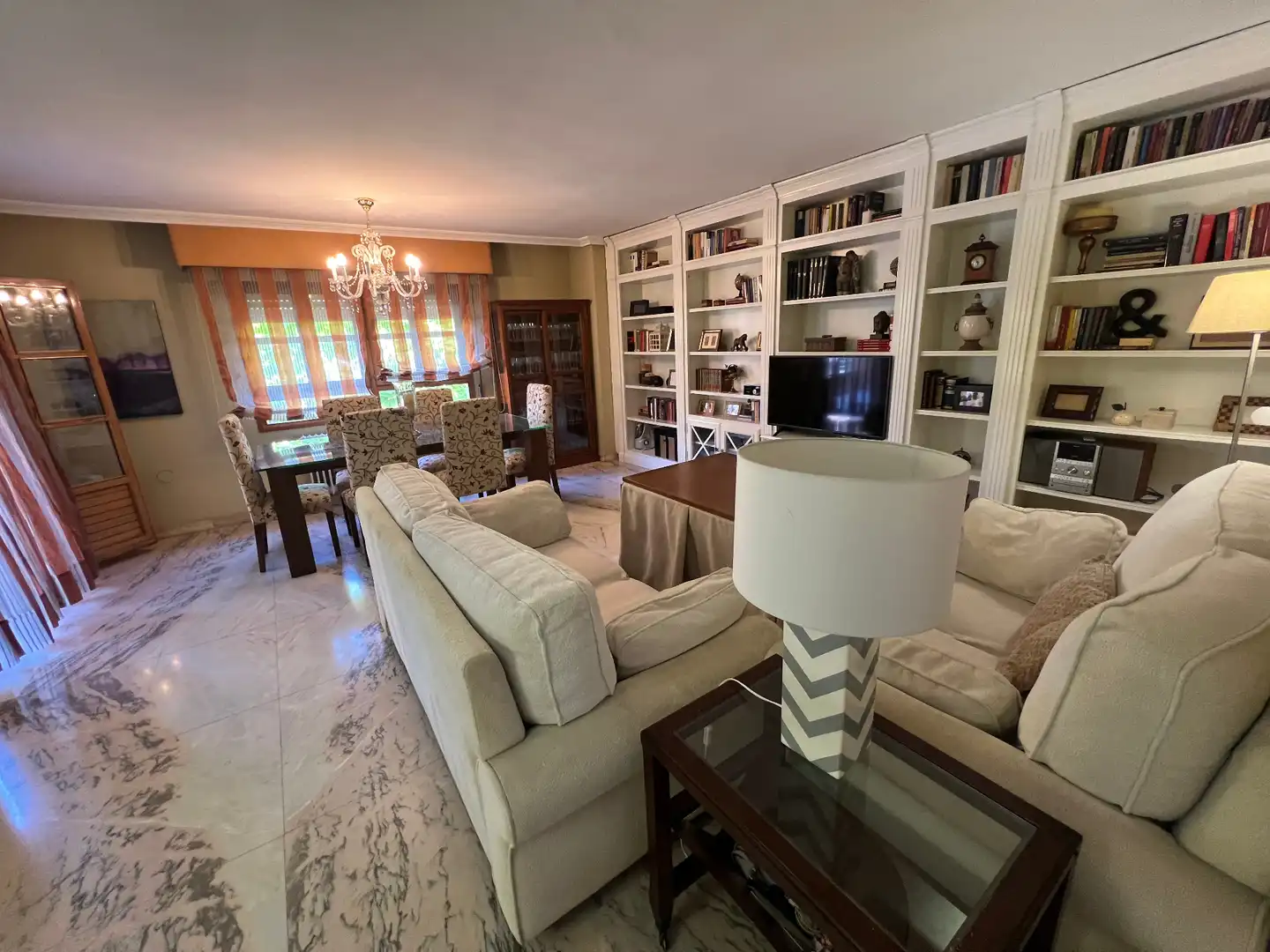 Sala de estar de Piso en venta en Jaén con Aire acondicionado, Calefacción y Trastero