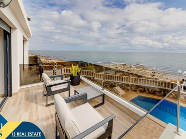 Villa con giardino in vendita a Playa de los Locos