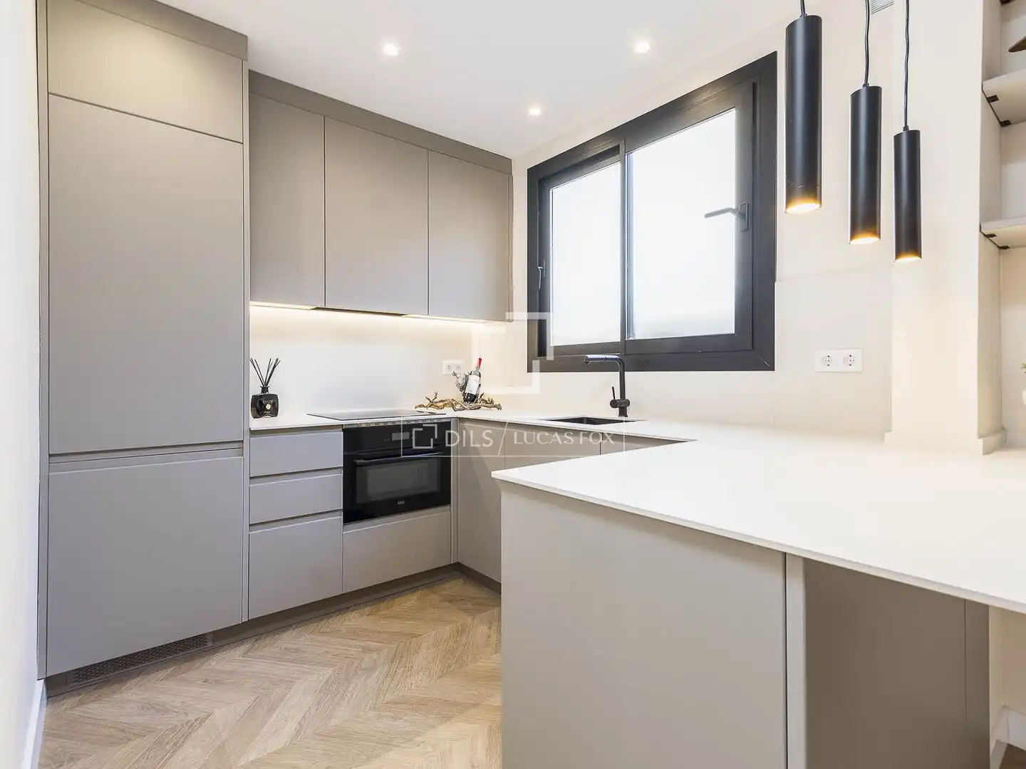 Flat with terrace for sale in Sants - Montjuïc, imagen 9