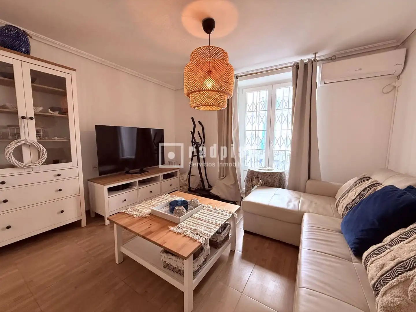 Living room of Flat for sale in Valencia  with Air Conditioner and Terrace