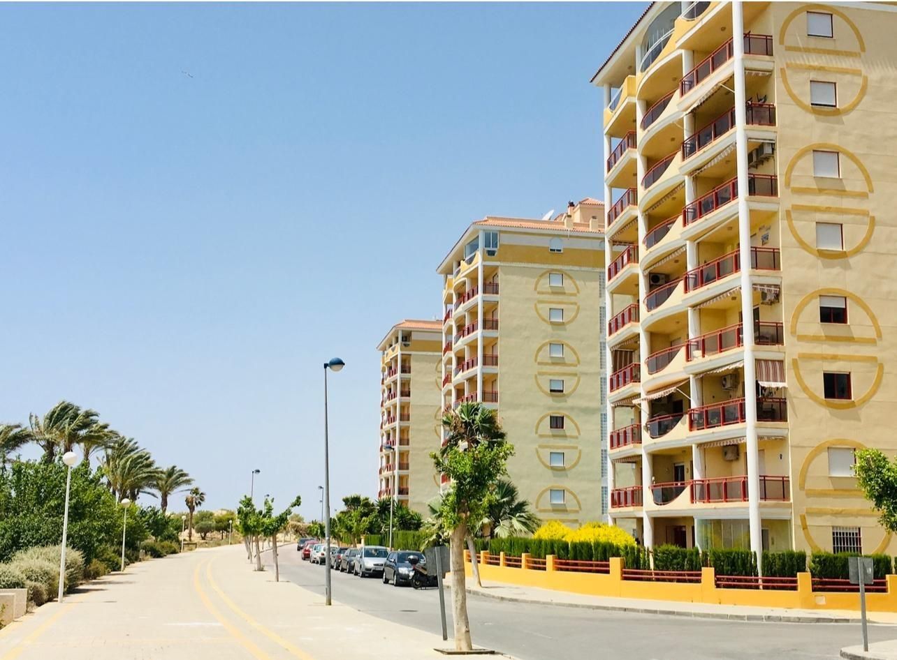 Exterior view of Flat to rent in Villajoyosa / La Vila Joiosa  with Air Conditioner, Heating and Private garden