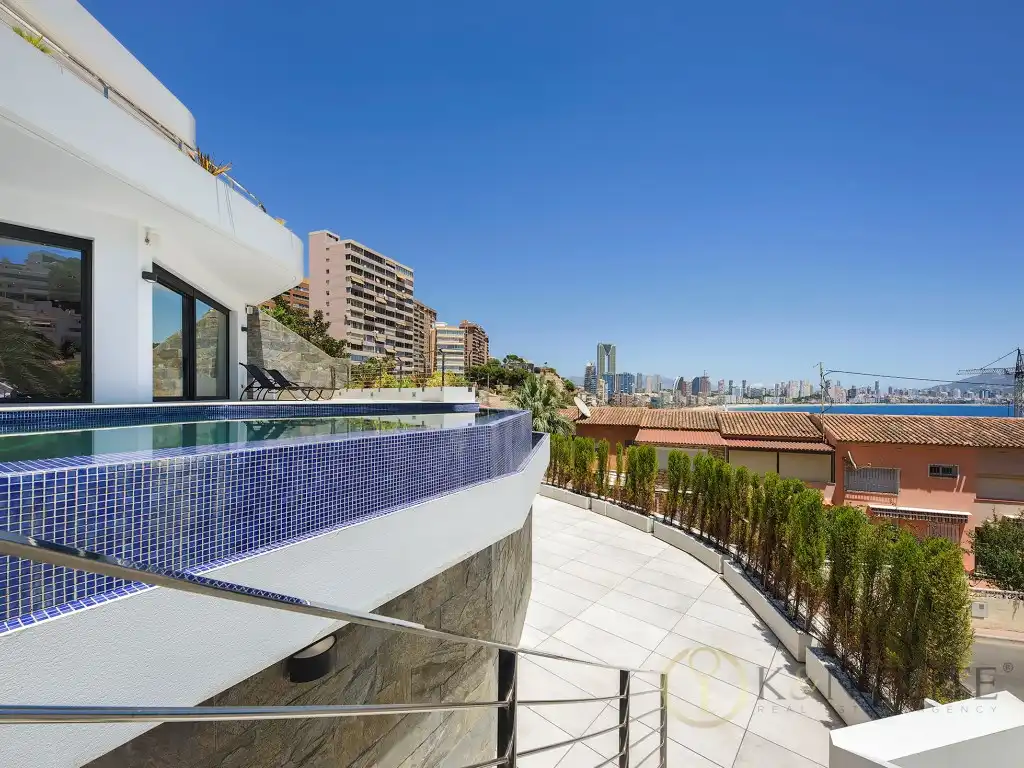 Piscina de Dúplex en venda en Benidorm amb Aire condicionat i Piscina