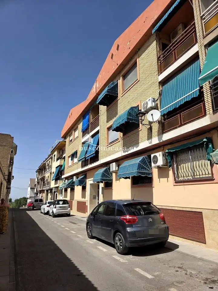 Vista exterior de Pis en venda en Mancha Real amb Balcó