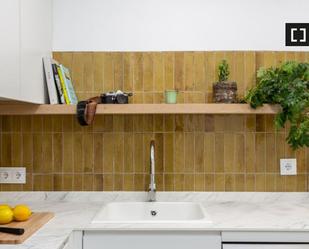 Kitchen of Flat to rent in  Madrid Capital  with Air Conditioner, Heating and Furnished