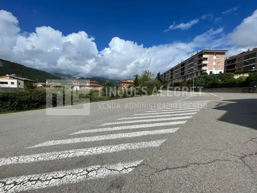 Exterior view of Garage for sale in La Pobla de Segur