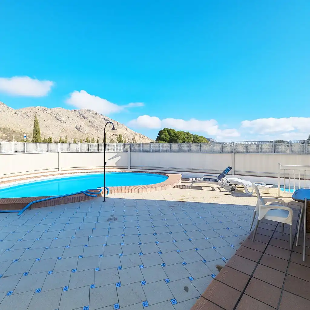 Piscina de Casa o xalet en venda en Jaén amb Aire condicionat, Calefacció i Terrassa