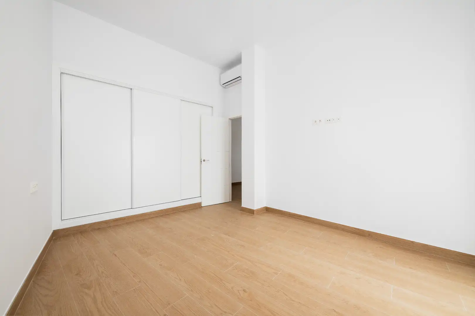 Planta baja en venta en Calle San Agustín, 13, Centro