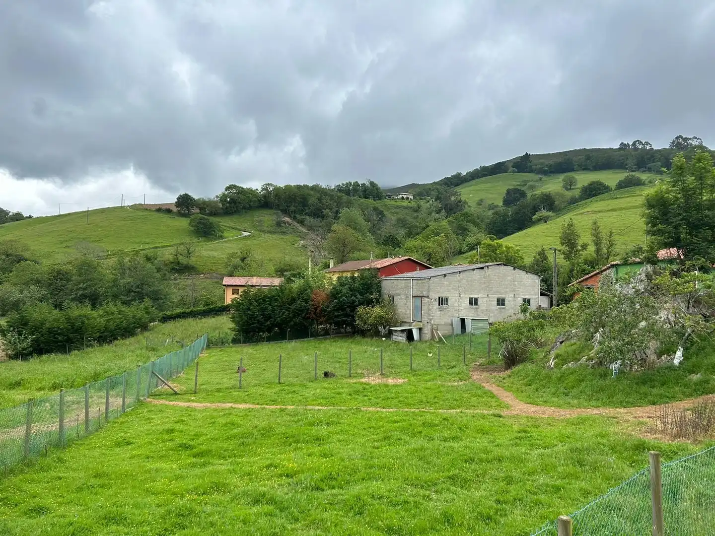 Casa con giardino in vendita a Parres