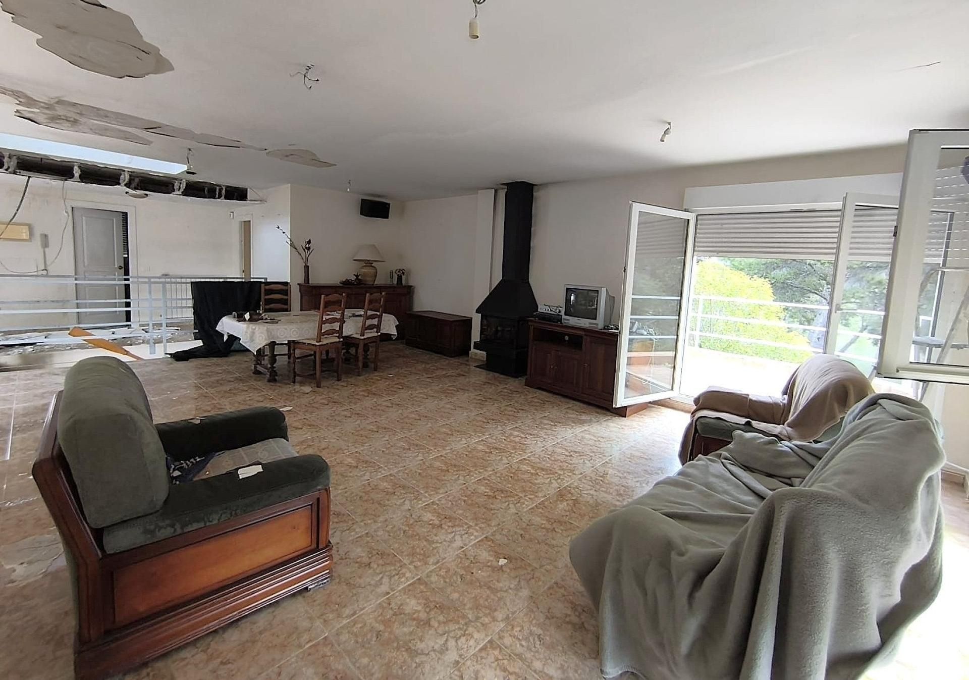 Sala d'estar de Casa o xalet en venda en La Muela amb Terrassa i Piscina