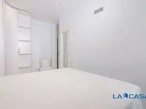 Schlafzimmer von Wohnung zum Verkauf in Bilbao  mit Heizung und Balkon