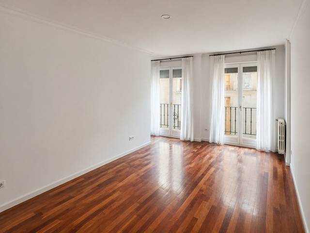Piso en Alquiler en Justicia - Chueca