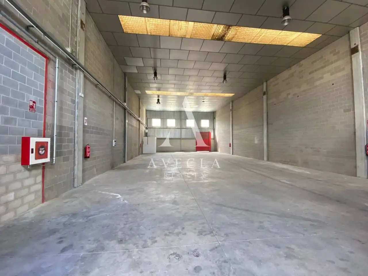 Nave industrial de alquiler en Bigues i Riells del Fai con Calefacción