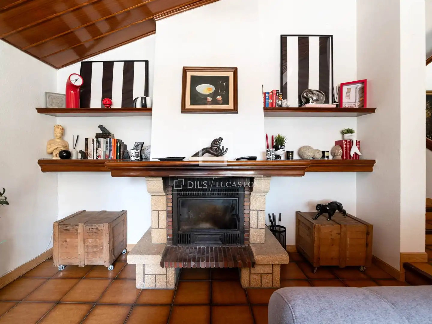 Sala d'estar de Casa o xalet en venda en San Martín de Valdeiglesias amb Aire condicionat, Jardí privat i Terrassa