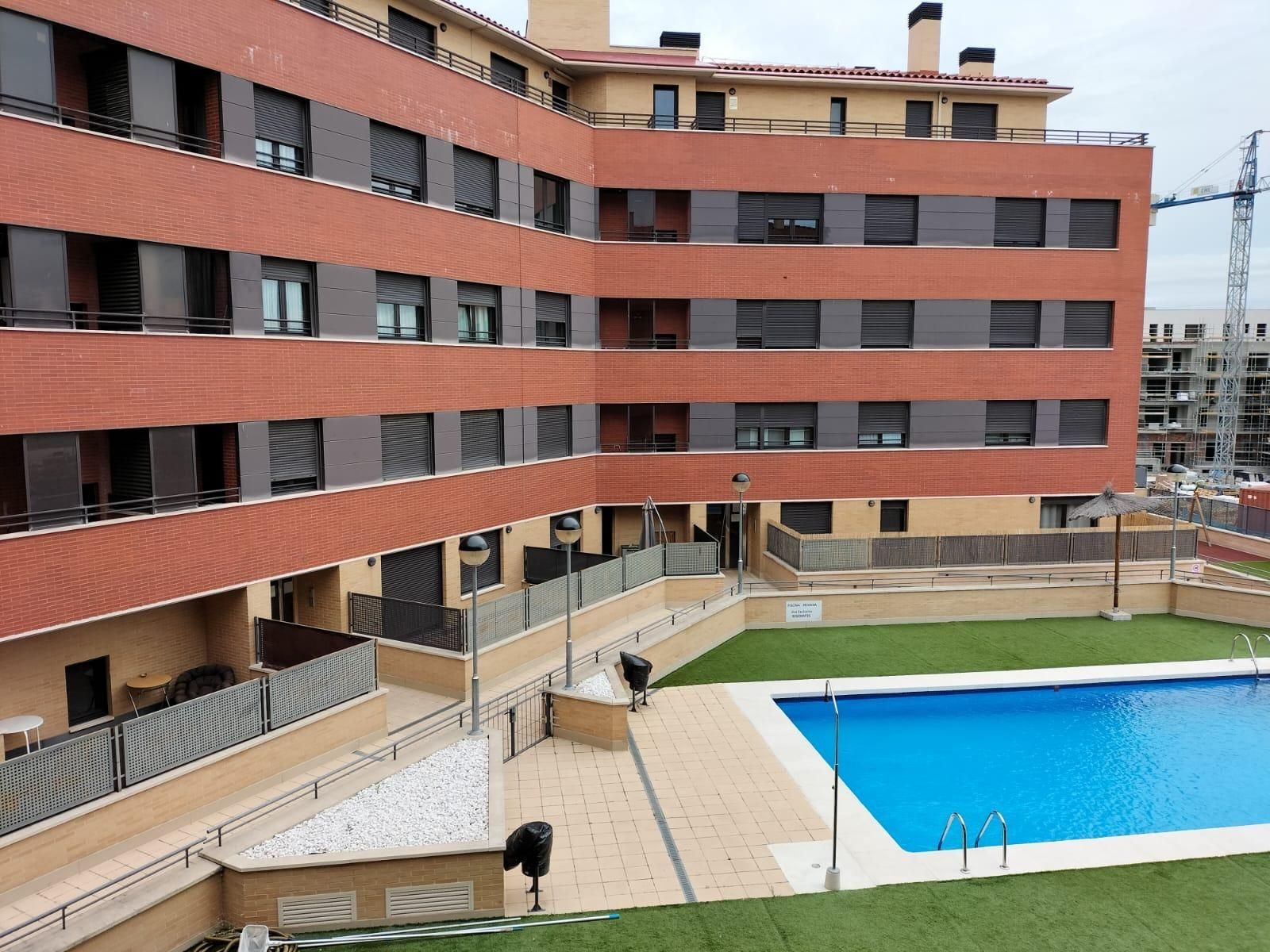 Swimming pool of Flat for sale in Arroyo de la Encomienda  with Heating, Parquet flooring and Terrace
