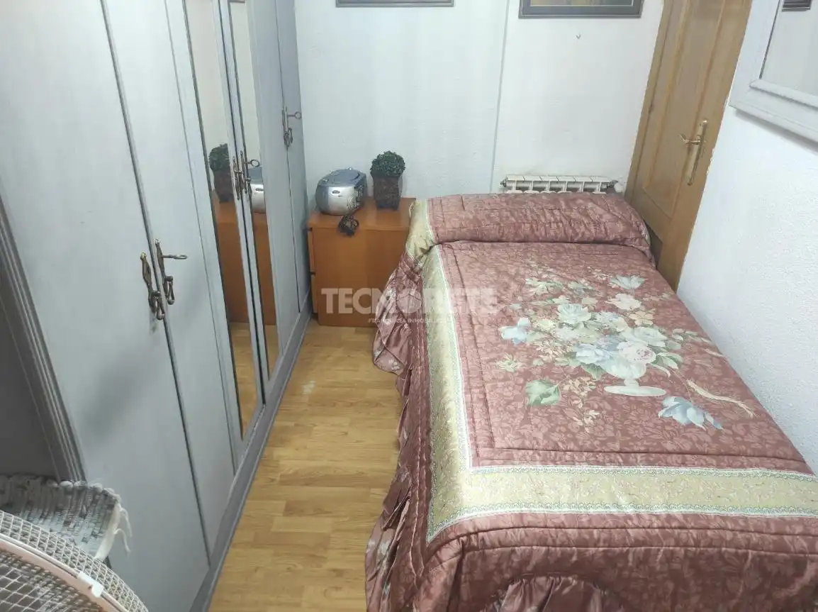 Habitación de Piso en venta en Guadalajara con Calefacción