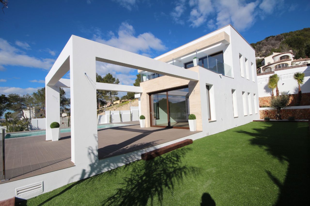 Vista exterior de Casa o xalet en venda en Jávea / Xàbia amb Aire condicionat, Jardí privat i Piscina