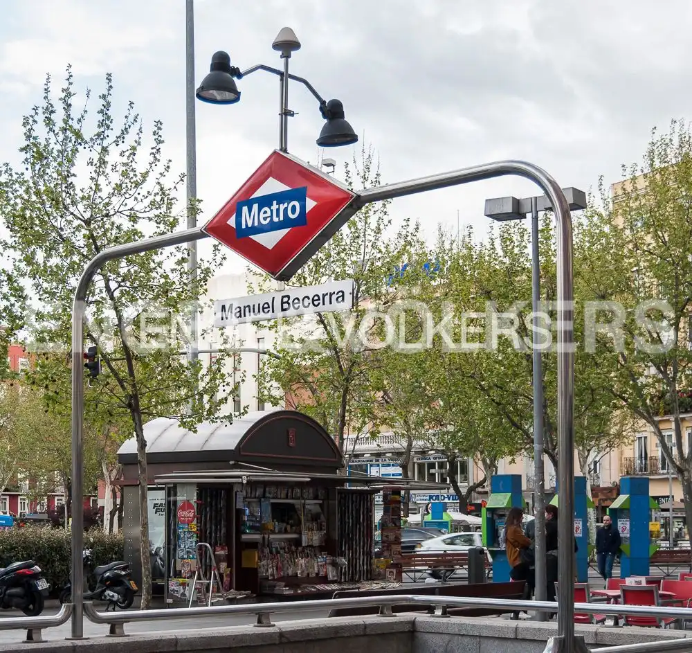 Außenansicht von Wohnung zum Verkauf in Madrid mit Heizung und Terrasse