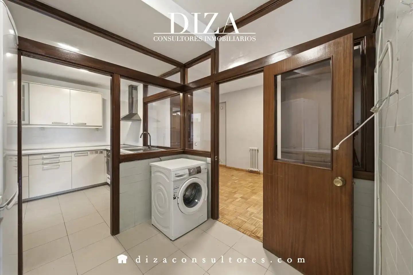Flat for sale in Madrid  with Air Conditioner, Heating and Terrace