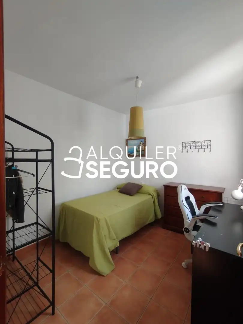 Dormitori de Casa o xalet de lloguer en Fuengirola amb Terrassa, Piscina i Moblat