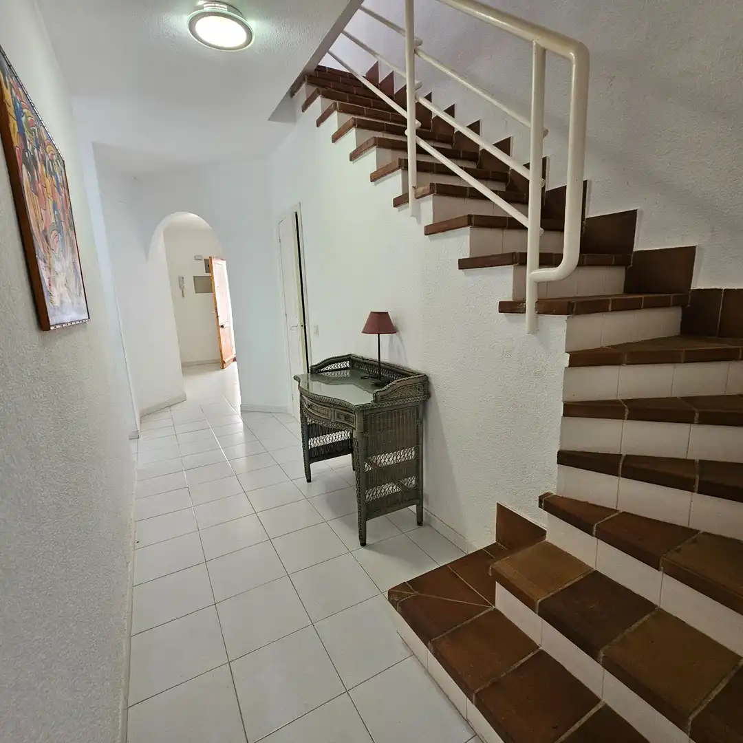 Casa adosada en venda en La Manga del Mar Menor amb Jardí privat, Terrassa i Moblat