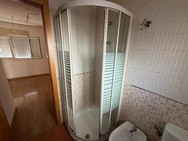 Bathroom of Ground floor for rent in El Álamo  with Heating