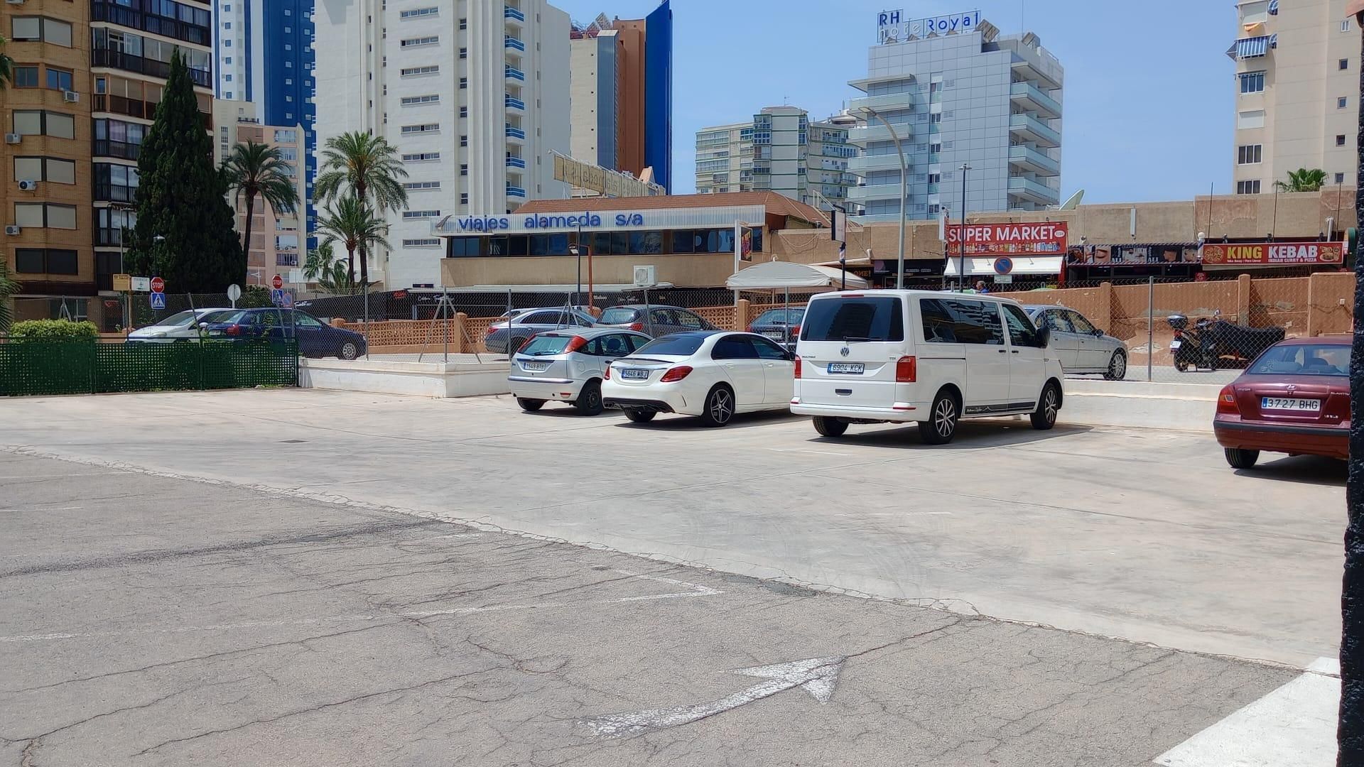 Parking of Apartment for sale in Benidorm  with Air Conditioner, Heating and Community pool