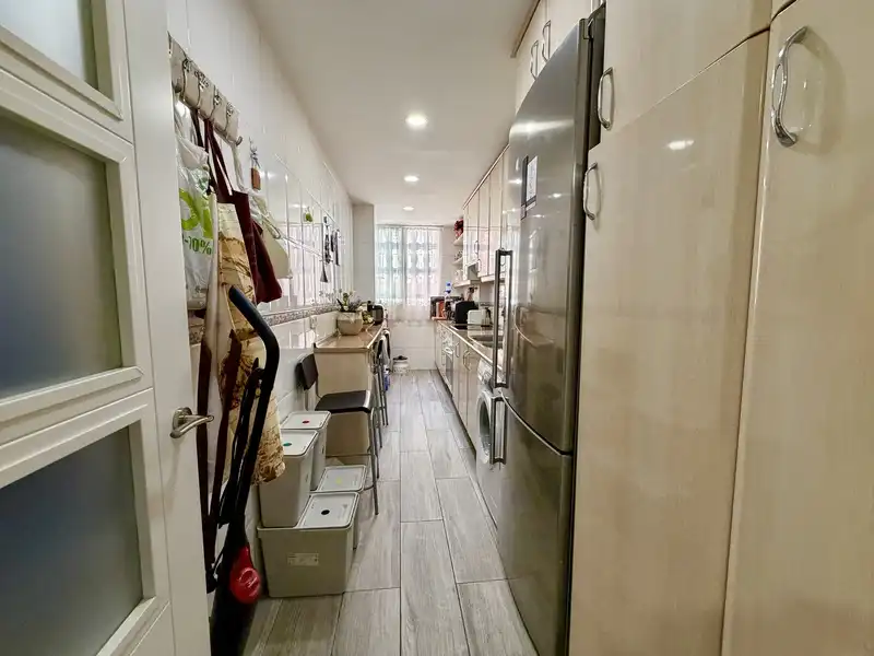 Kitchen of Flat for sale in Madrid  with Heating, Terrace and Storage room