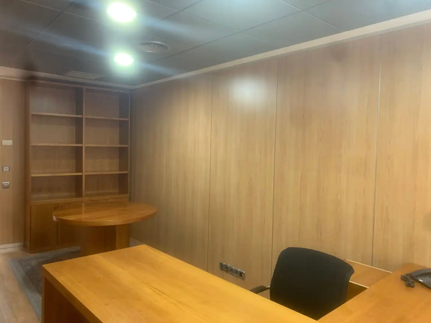 Office for rent in N/A, -1, Milagrosa