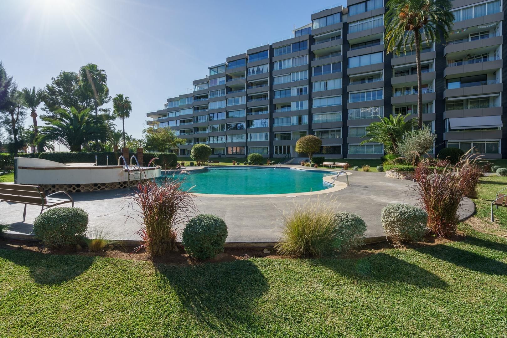 Planta baja for sale in Calle Benito Jerónimo Feijóo, Portals Nous