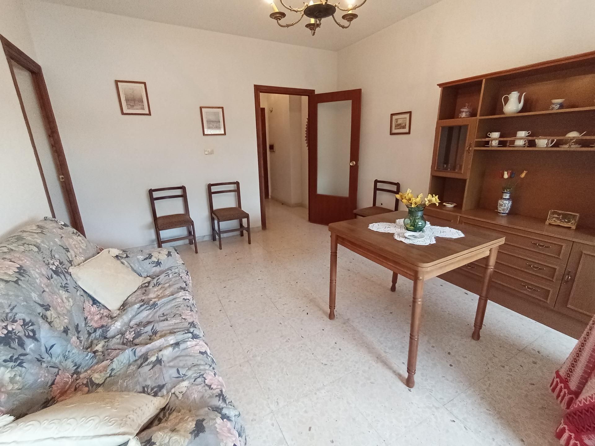 Flat for sale in  calle José María Pemán, Puerto Lumbreras